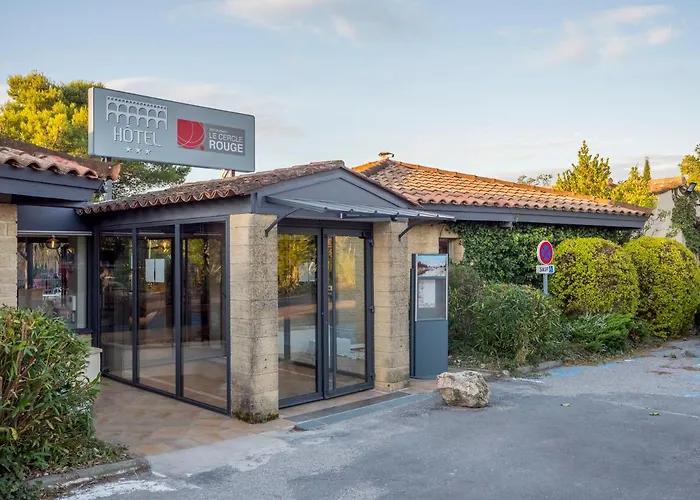 Logis Hotel Restaurant Uzes Pont Du Gard