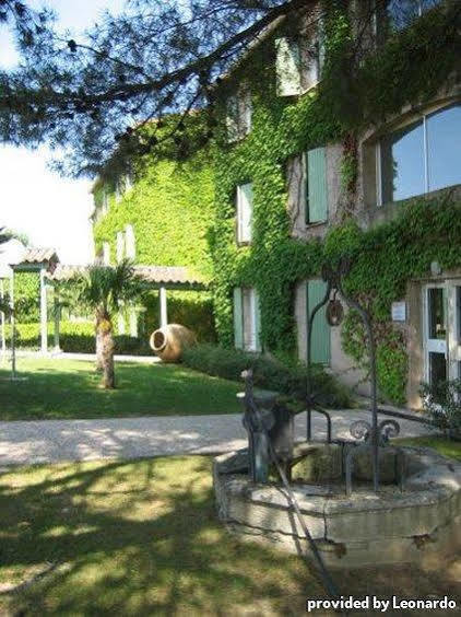 Hotel Logis Restaurant Pont Du Gard 3*